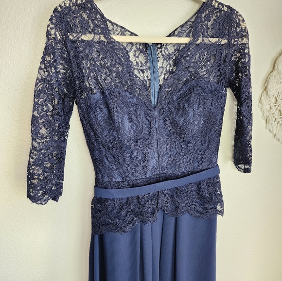 Jenny Packham Long-Sleeve Illusion Back Dress In Midnight Style JP1011 Size 4 - Picture 3 of 8